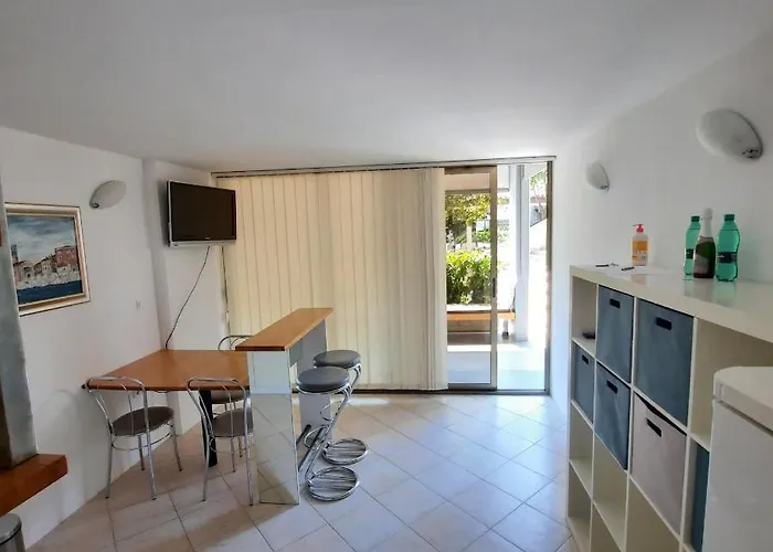 Apartment Luka